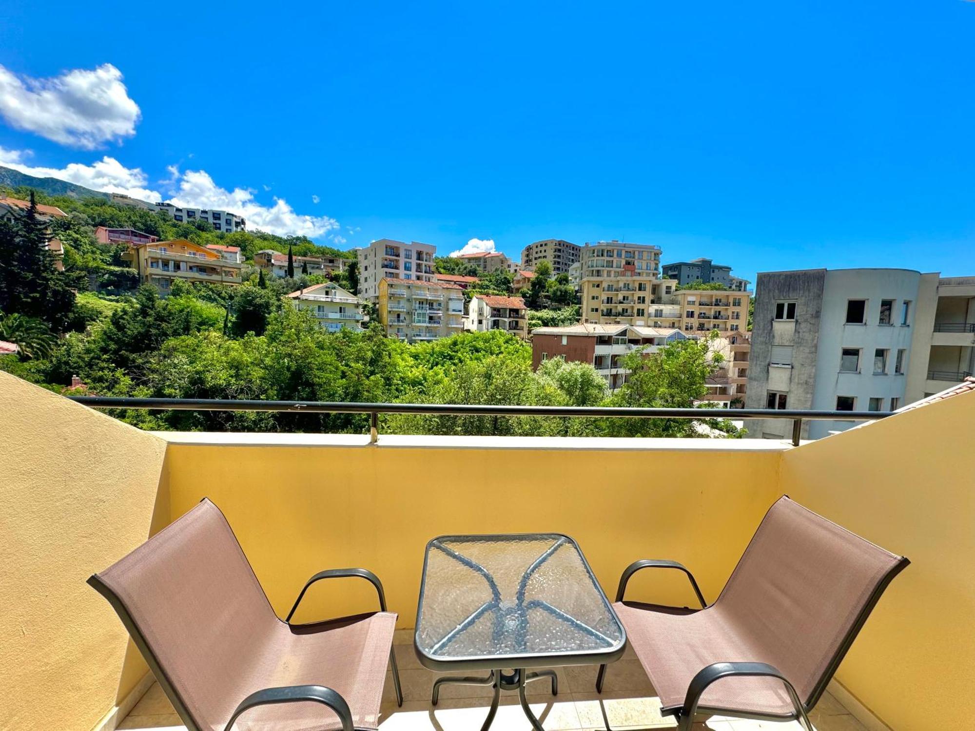 For-A Apartmani Becici  Exterior photo